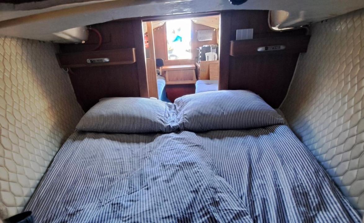 Unique Boat 1 Hotel Höganäs Eksteriør billede